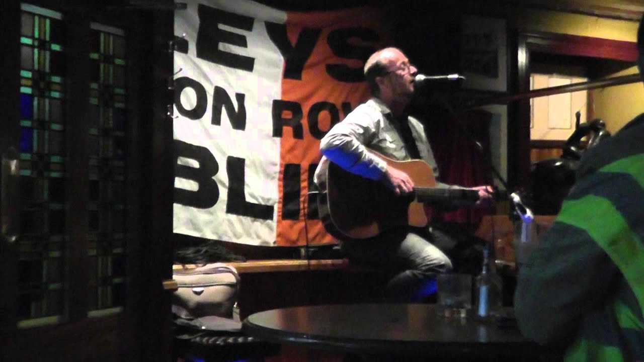 "Waltzing Matilda" at Foley's Bar, Dublin, June 9, 2013