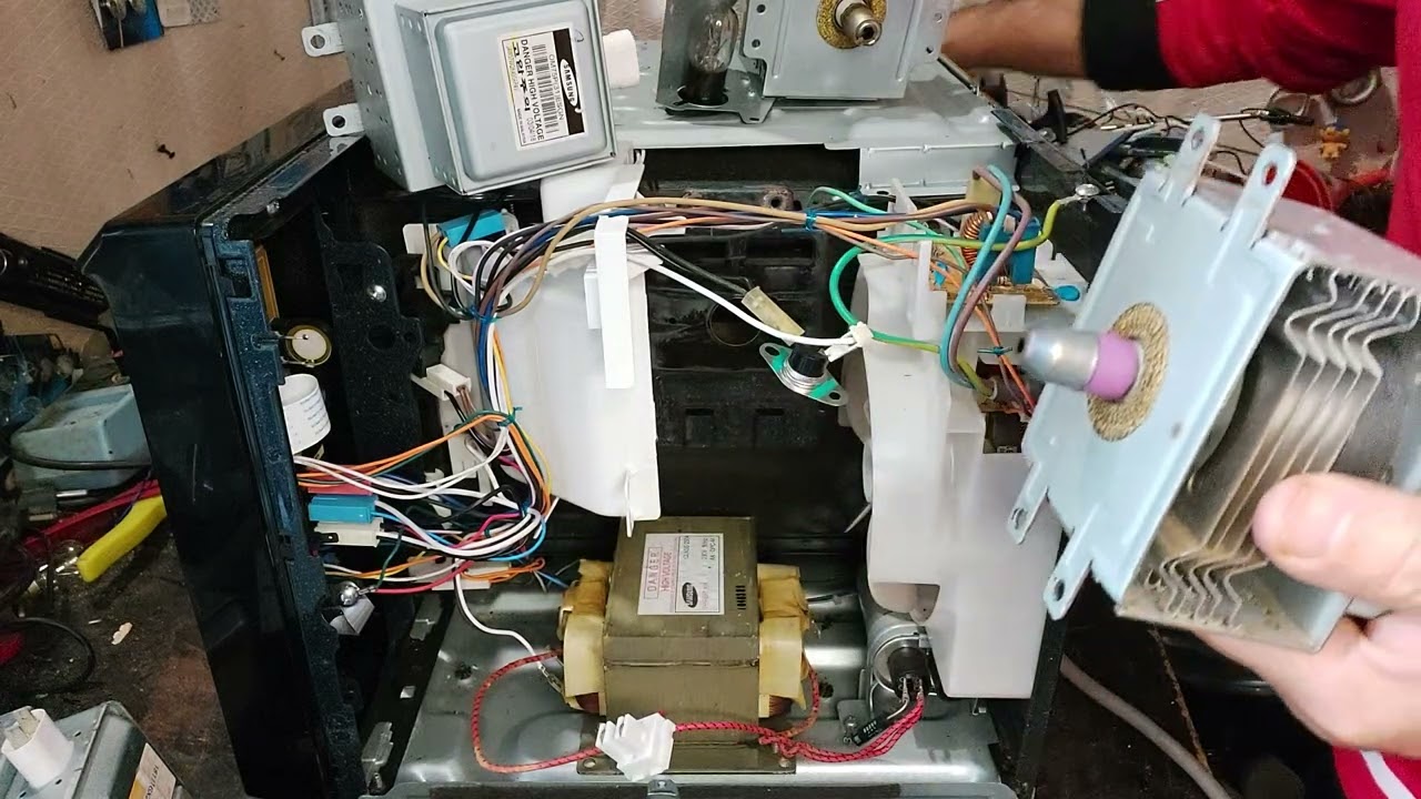 كيفية إصلاح اعطاب الميكرويف الشائعة بطريقة احترافية وسهلةreparation du micro-ondes facile