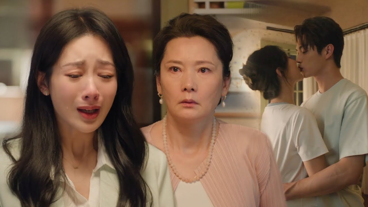 Her controlling mom pushed her to the edge—CEO Yao climbed in at midnight, one word and they kissed!