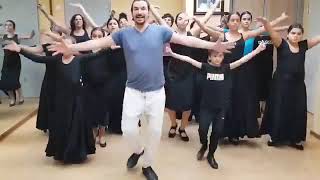 İspanya'da Erik Dalı Dansı