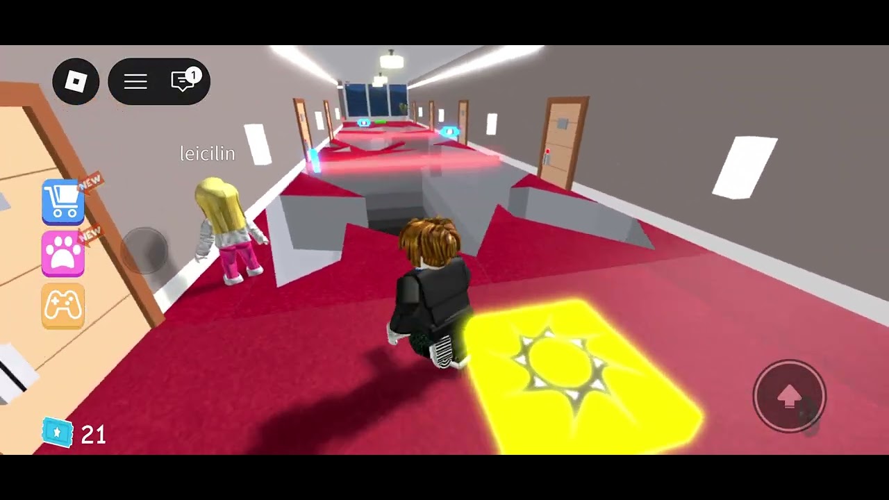 Passando o dia no Hotel Roblox 