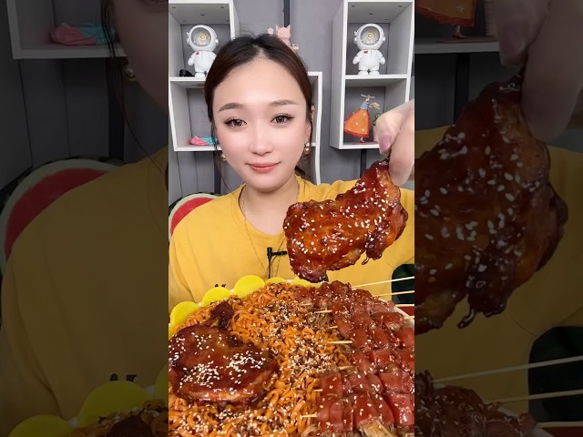 Ultimate Spicy BBQ Noodles #mukbang #asmr #shorts