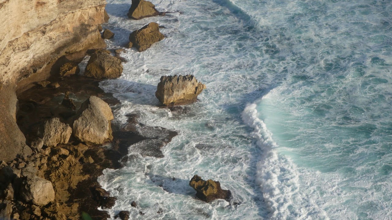 VDO 4ever - aerial view of big waves