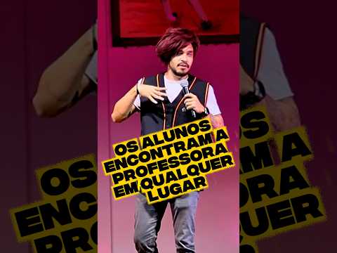 Professor sempre encontra o aluno em lugares indesejados!