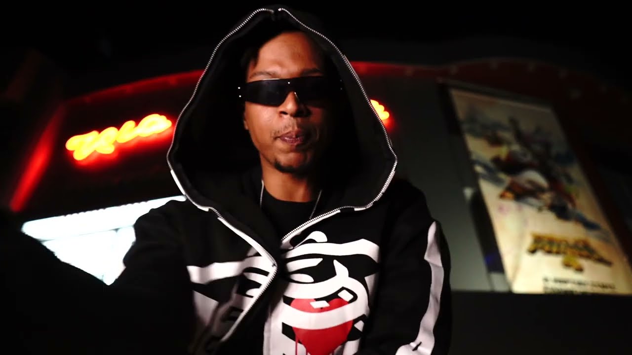 YN Trippy, ELQ - WAVY auf YouTube ansehen YN Trippy, ELQ - WAVY auf YouTube ansehen