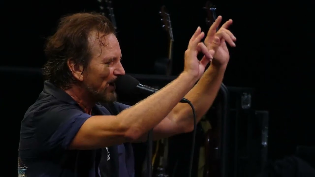 Pearl Jam - Indifference Live September 1st, 2022 at Centre Vidéotron, Quebec City, QC, Canada