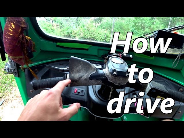 How to drive a tuk-tuk