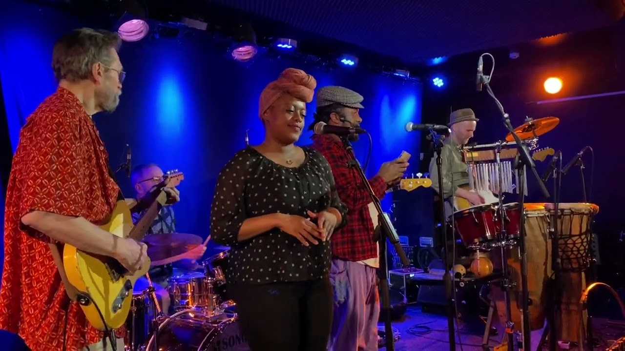 Celso Paco & Dynamo de Luxe 