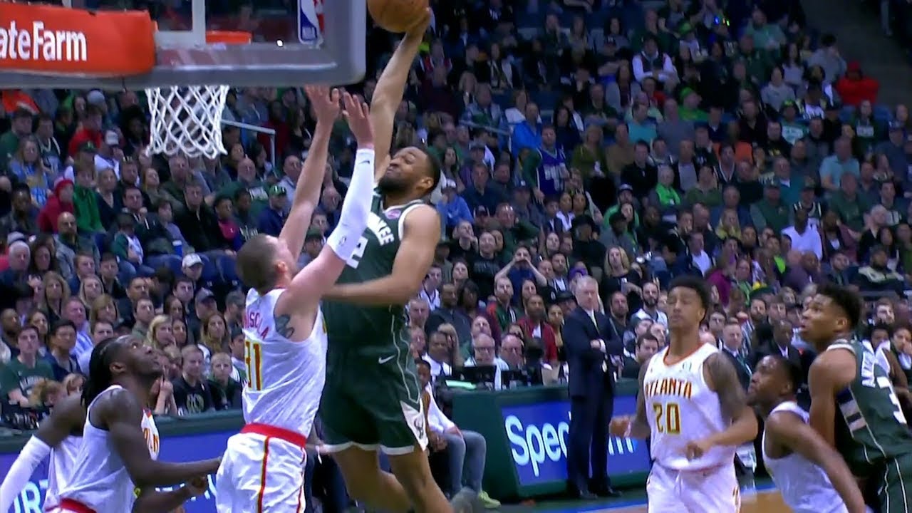 Jabari Parker Dunks Over Mike Muscala | Hawks vs Bucks ...