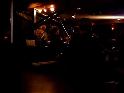 The Jon Roche Trio and Ruth Brisbane at Smalls Jazz Club