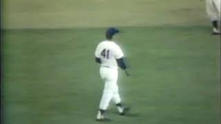 Jimmy Qualls breaks up Tom Seaver's perfect game with 1 out in 9th 7/9/1969
