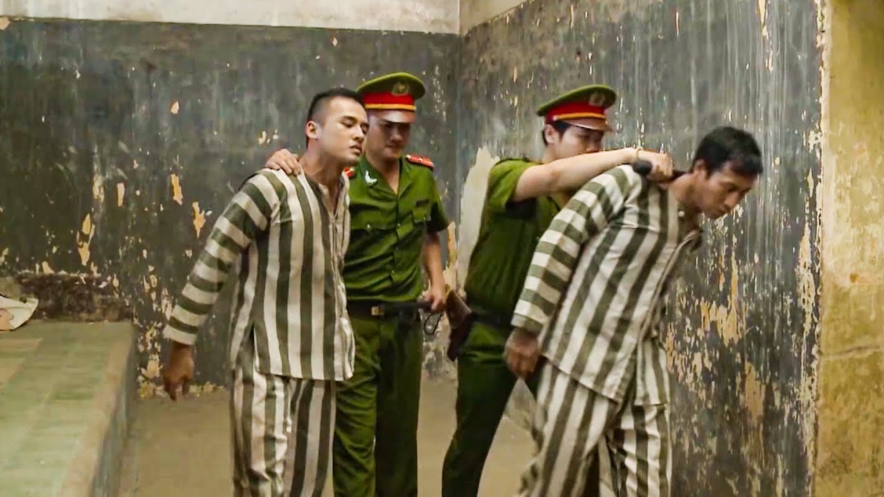 Cảnh sát ngầm dàn dựng ẩu đả trong phòng giam để qua mặt tên tội phạm nguy hiểm | Phim Hình Sự 2026