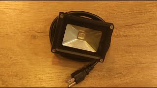 HOULIGHT UV LED BLACKLIGHT - Product Video