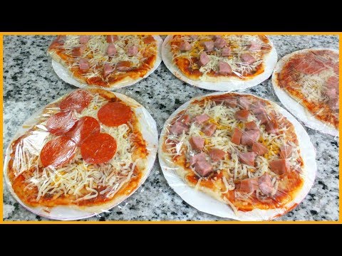 HOW TO MAKE HOMEMADE FROZEN PIZZA