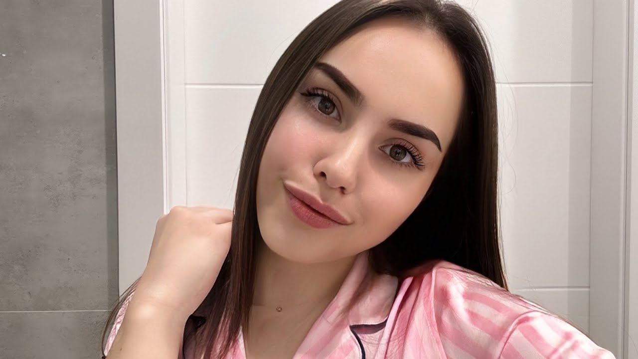 Делаю макияж и рассказываю о курсе Веры Вороненко