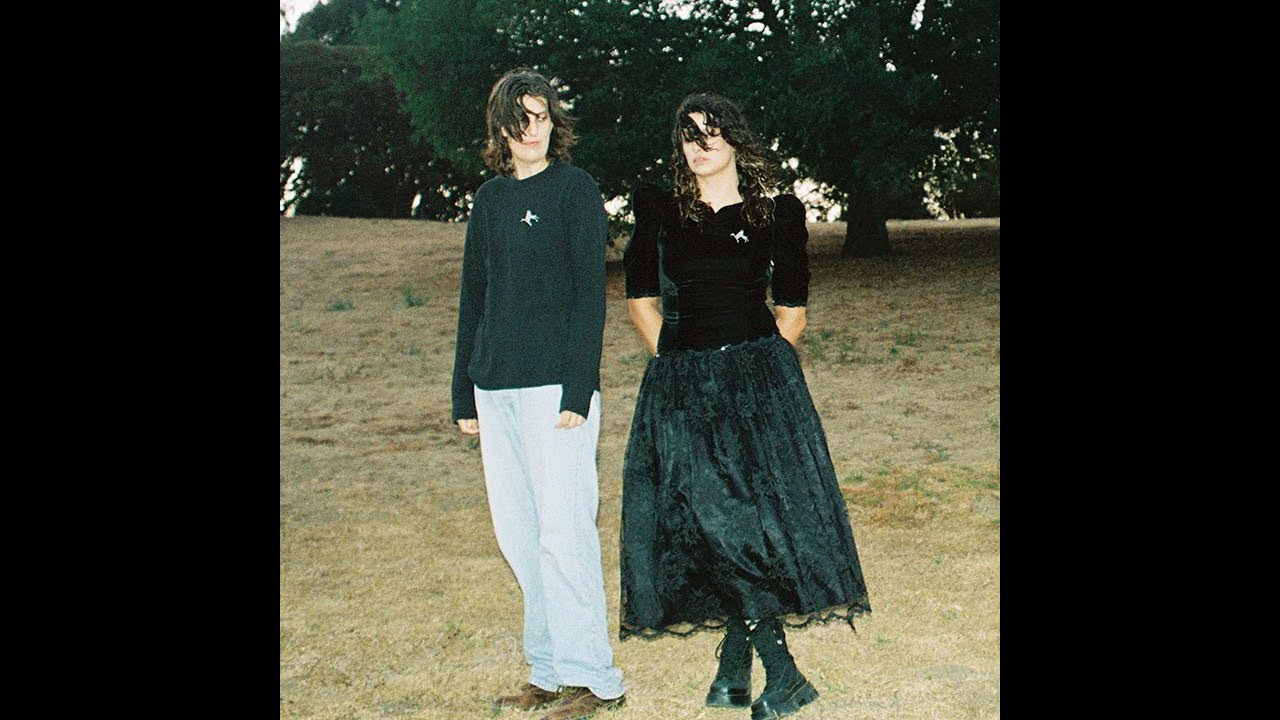 Boyish: "Jumbos" (In-Studio)