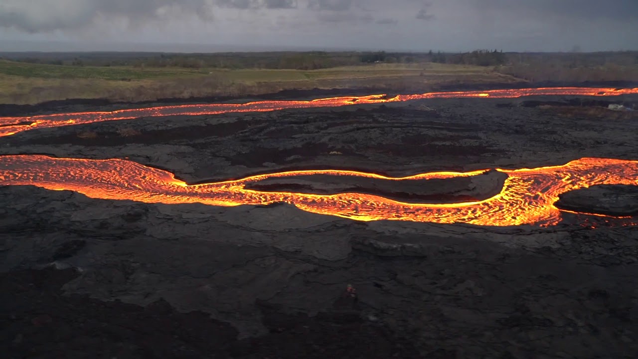 Aerial Footage Shows Lava From Fissure Flow to Hawaiian Coast