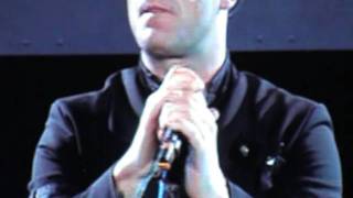 Robbie - Angels- Take That - Progress Tour - Manchester 12th 2011