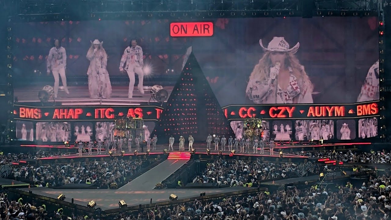 BEYONCÉ - Propaganda interlude / AHAP / SPAGHETTII | Cowboy Carter Tour ...