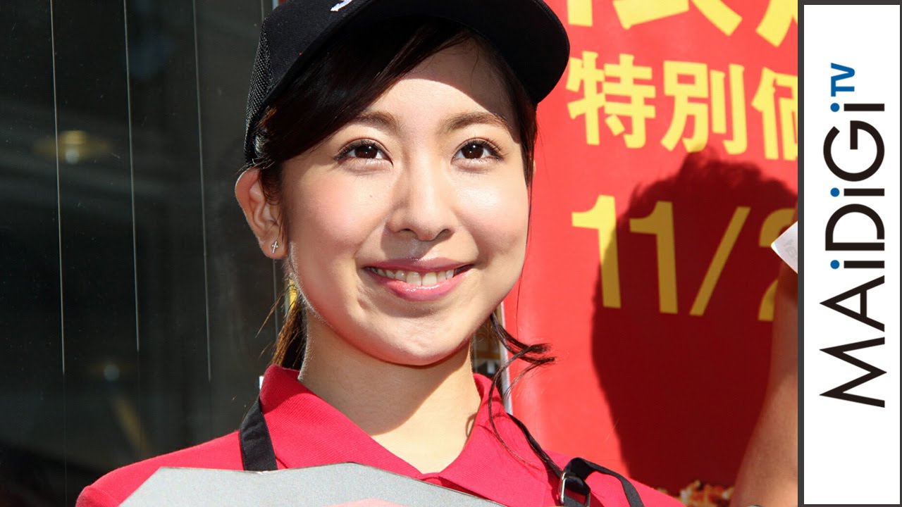 板野友美の妹 板野成美が緊張の初イベント 肉のsubway 出店記念イベント1 Narumi Itano Event Youtube