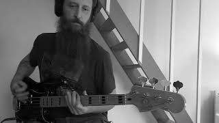 QUIET RIOT - Twilight Hotel - Bass Cover by Brice Leclercq