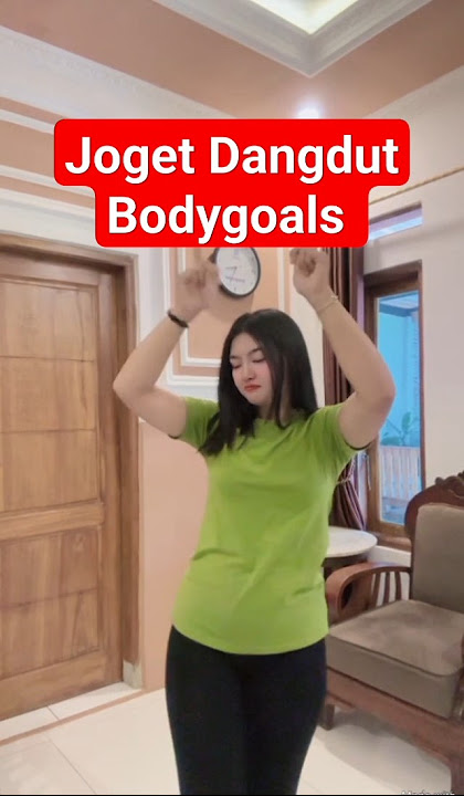 Goyang Dangdut ( Memory Daun Pisang / Ine Sinthya & Solid AG ) TikTok: elsasilviaaprillia #shorts