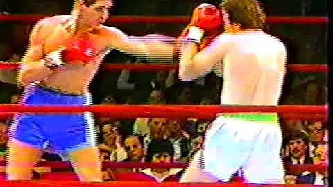Chris Reid vs Vince Hopper
