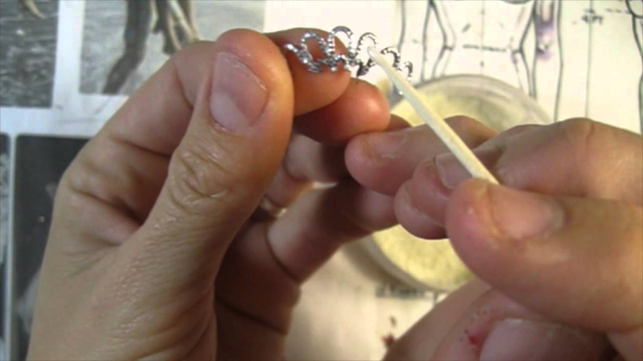 Tutorial de coroa e tiara para noivinhas de biscuit