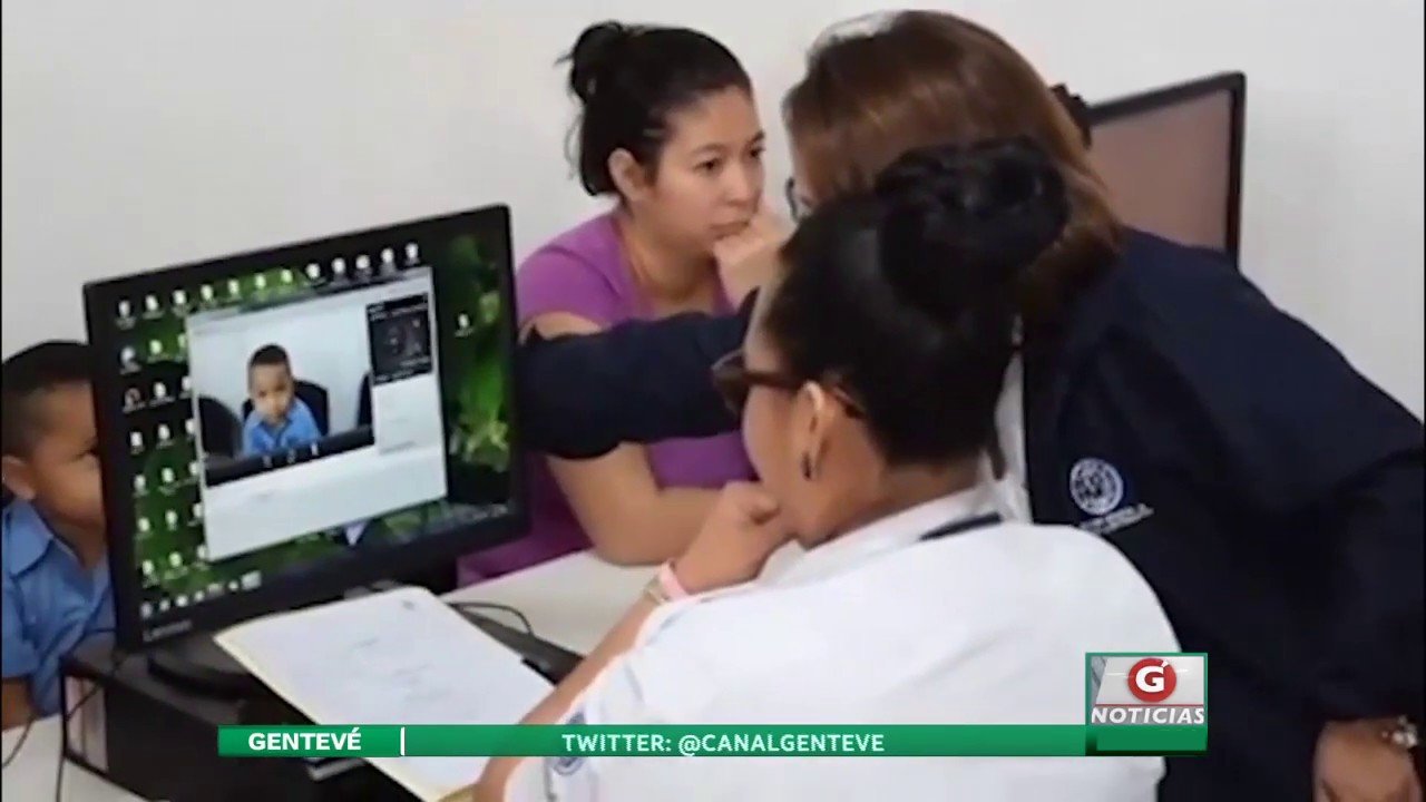 GARANTIZAN CARNÉ DE TRÁNSITO FRONTERIZO A LA NIÑEZ Y ADOLESCENCIA PARA ESTUDIO newspaper mockup