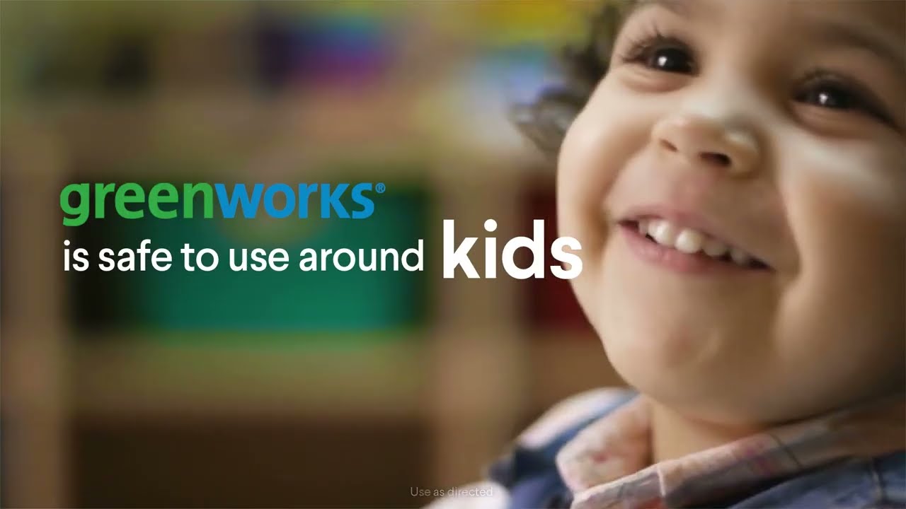 Green Works ® Cleaning Wipes | Safe Around Kids