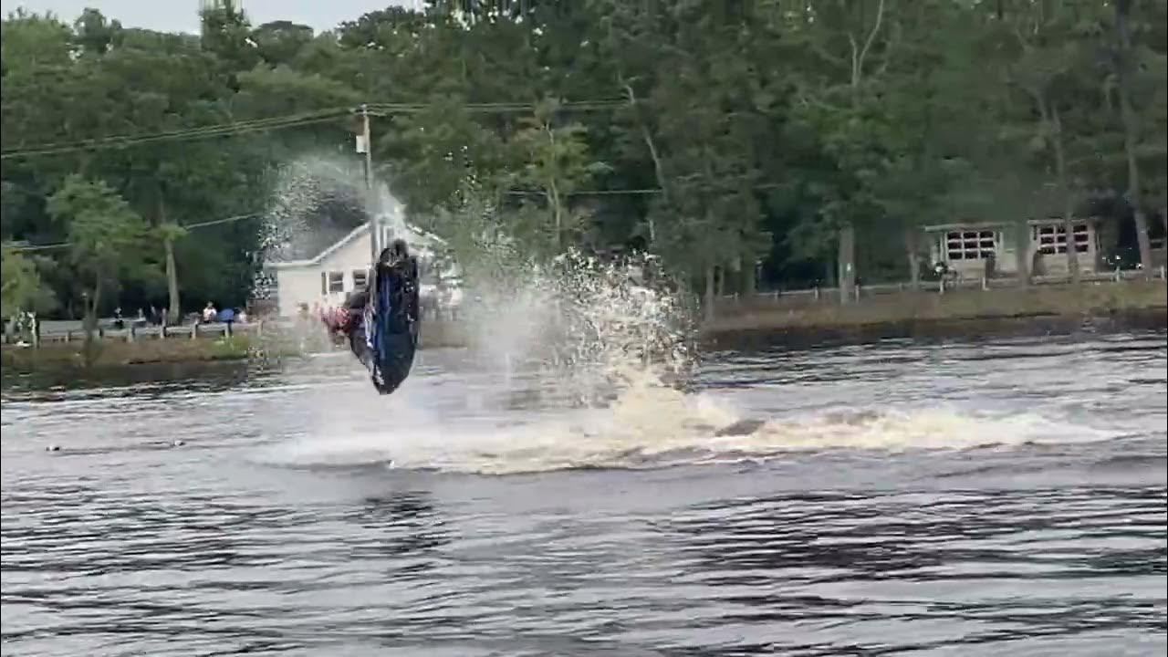 Jet Ski Stunt Show at the Pemberton Water Carnival 7/9/2022 Mirror Lake