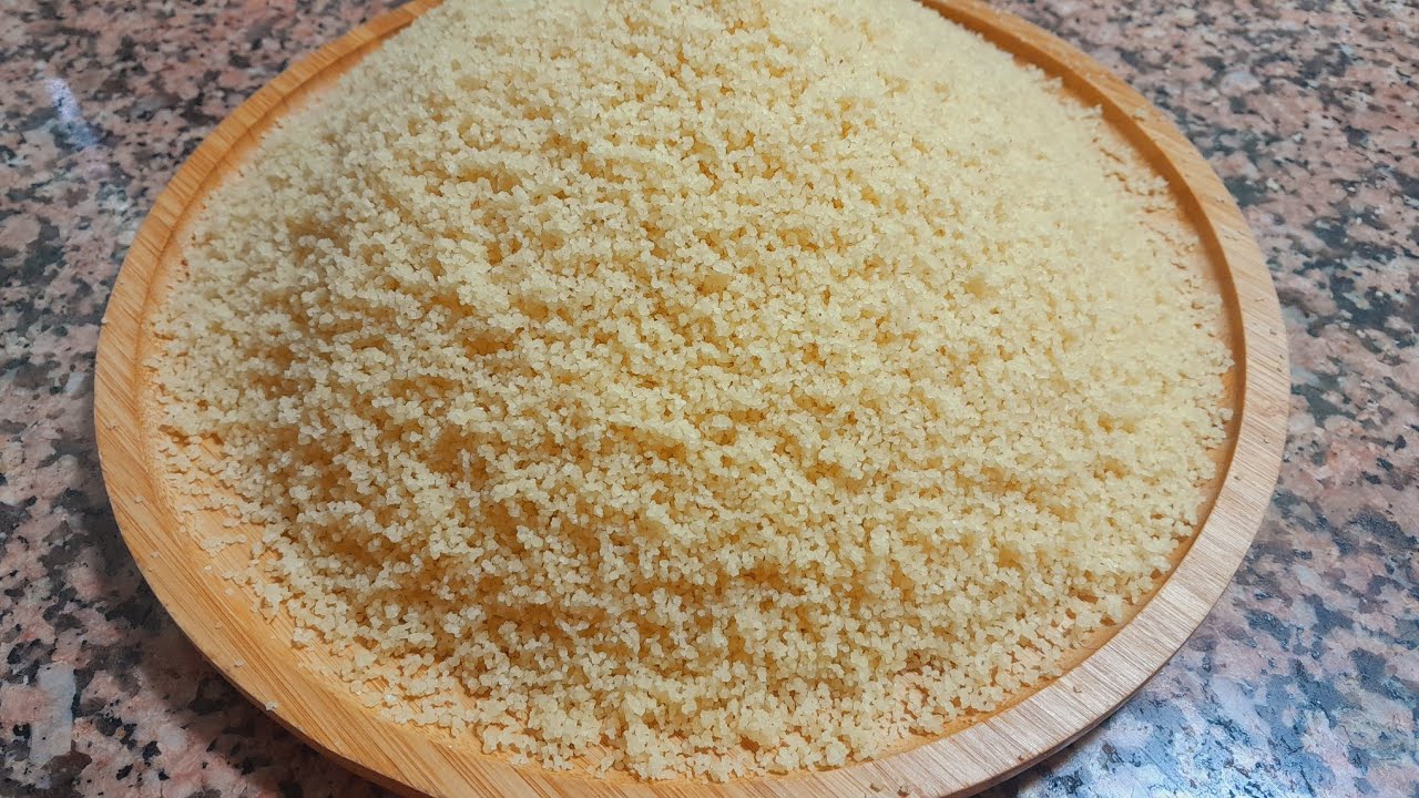 كيفية فتل الكسكس في باليد من الألف إلى الياء كوني محترفة بعد ماتشوفي هذا الفيديو خاصة المبتدئين 👌👌👇