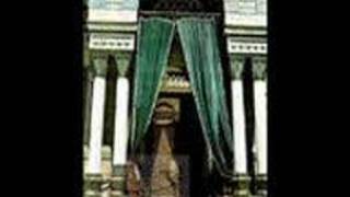 عذل العاذلون سمعها