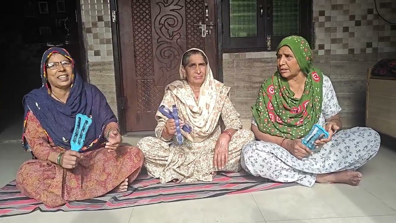 हाथ जोड़ के कह रया री माता जोग दवाईयां मतना कच्चे कान ।। गोपीचंद का गीत 