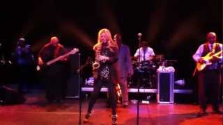 Video voorbeeld van "Candy Dulfer funky solo at Maceo Parker concert live in Rotterdam"