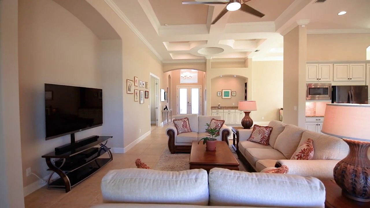 Modern Luxury in Beautiful Esplanade Golf & Country--3 Bedroom+Office/3 ...