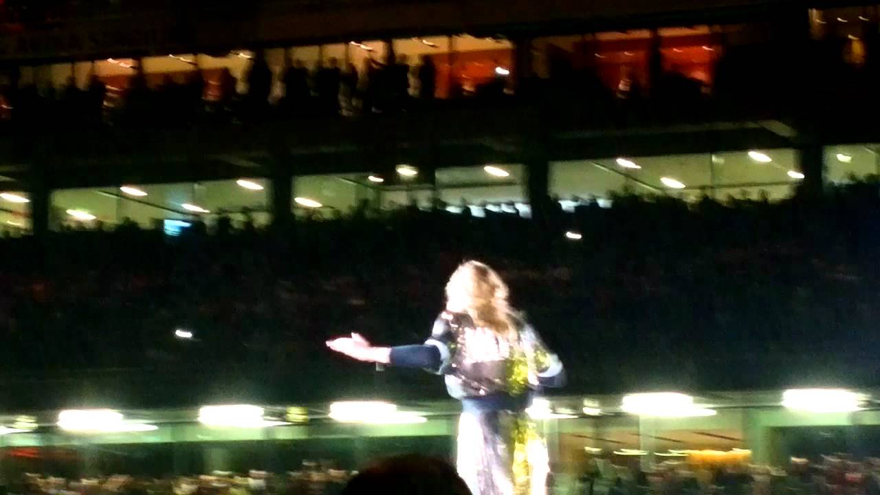 Madonna Like A Prayer Live at the Aviva Dublin MDNA 2012 HD Closeup ...