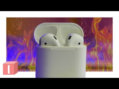 AirPods: один наушник громче другого