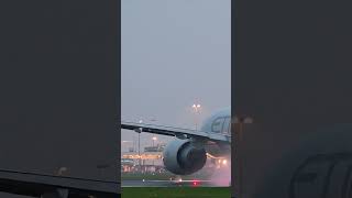 Etihad cargo slomo take off #schiphol #aviation #planespotting #ytshorts #airport #plane ...