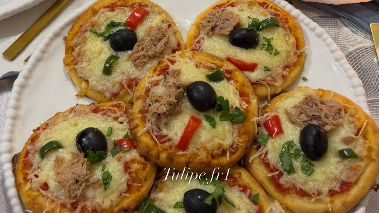 وصفة ميني #بيتزا محبوبة الكبار و الصغار وصفات رمضانية 🌛🌸🌙