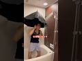 傘をさしてお風呂に入る間抜けな兄...#shorts