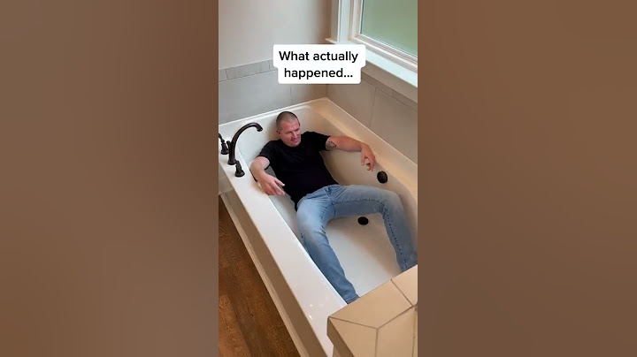 2-person tub 💦 problem you didn't know existed 🧼...