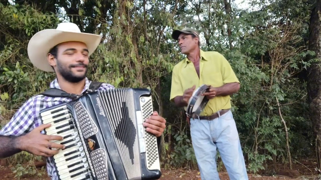 Forró do zebedeu - Mangabinha e Nhozinho . Ivan Sanfoneiro Oficial