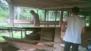 Proses Pembuatan Perahu Balap Super Semi