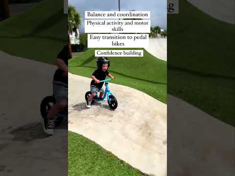 Look at him go! 🥰 Small bike, BIG confidence! 🚲💪 #shorts #cute #toddlerlife #parentinglife
