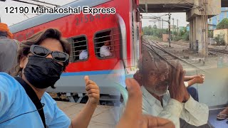 Delhi to Jabalpur 12190 Mahakoshal Express train journey || *es train ko adhe raste me chodna pada😰*