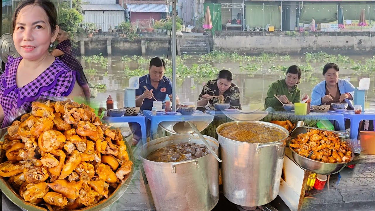 Hiếm gặp chị gái xinh đẹp quán quê bán nồi bún riêu cua chất lượng mà sạch sẽ thế này