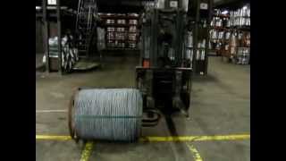 Conflandey - introducing spider in a wire coil