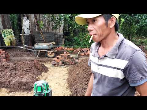 Video làm móng nhà cấp 4 | đỗ đá 4×6 lăm le hồ non và xây... - youtube