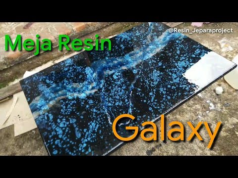 Video: Meja Sungai (17 Foto): Meja Kayu Yang Terbuat Dari Resin Epoksi Dan Pelat Di Bagian Dalam, Model Kaca Bergaya Loteng, Fitur Manufaktur